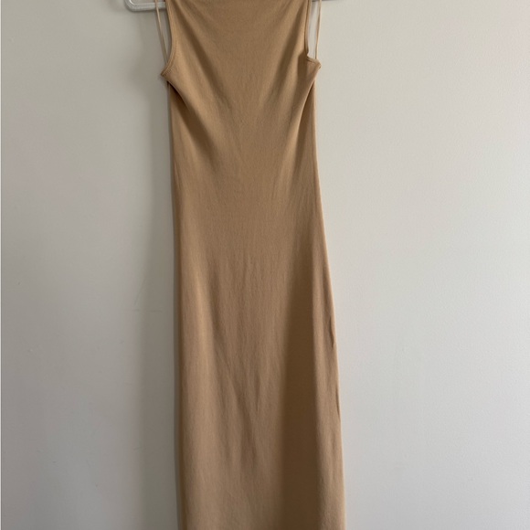 DISSH TAYLOR SAND KNIT MIDI DRESS - Picture 4 of 8